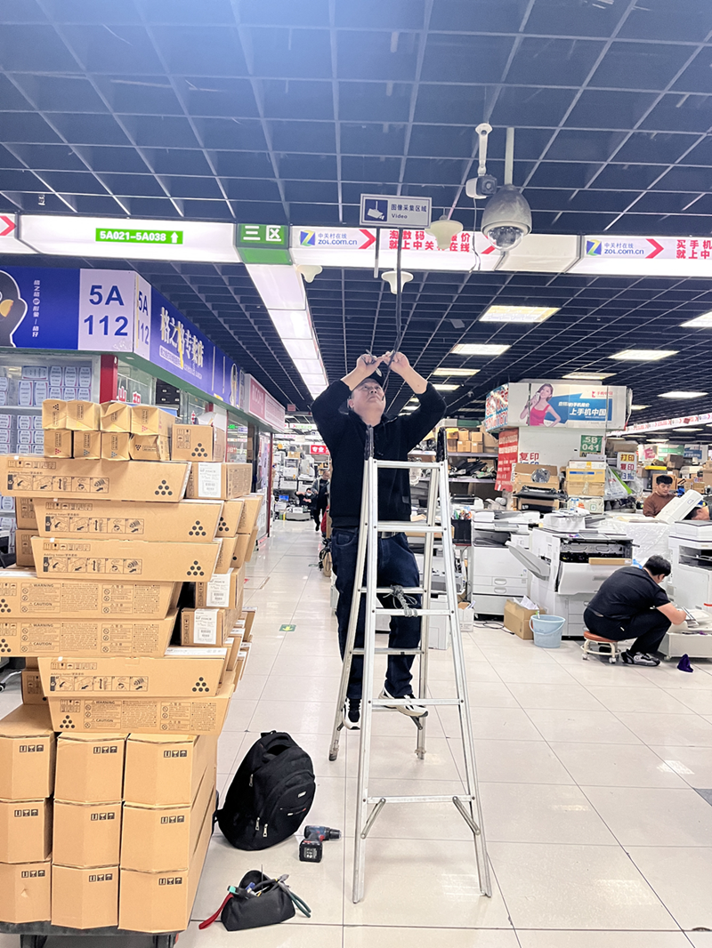 科贸电子城内部1.png